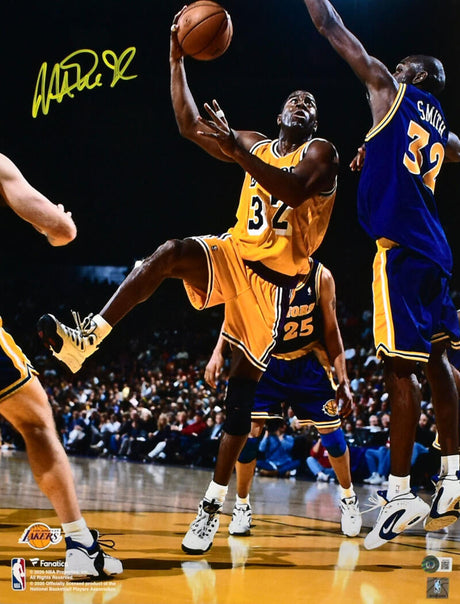 Magic Johnson Autographed Los Angeles Lakers 16x20 Hook Shot Photo- Beckett W Hologram *Yellow Image 1