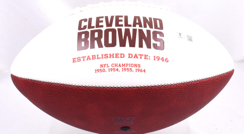 Nick Chubb Autographed Cleveland Browns Logo Football-Beckett W Hologram *Black Image 3