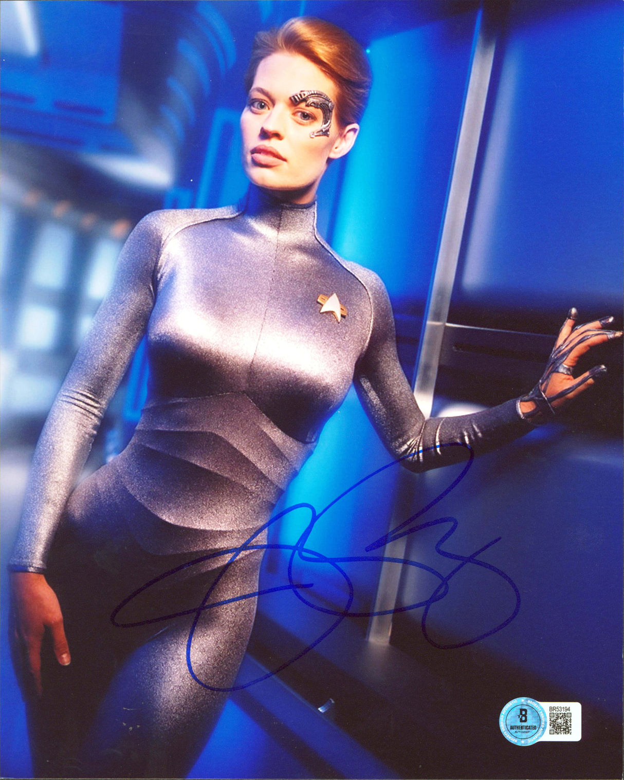 Jeri Ryan Star Trek: Voyager Authentic Signed 8x10 Vertical Photo BAS #BR53194