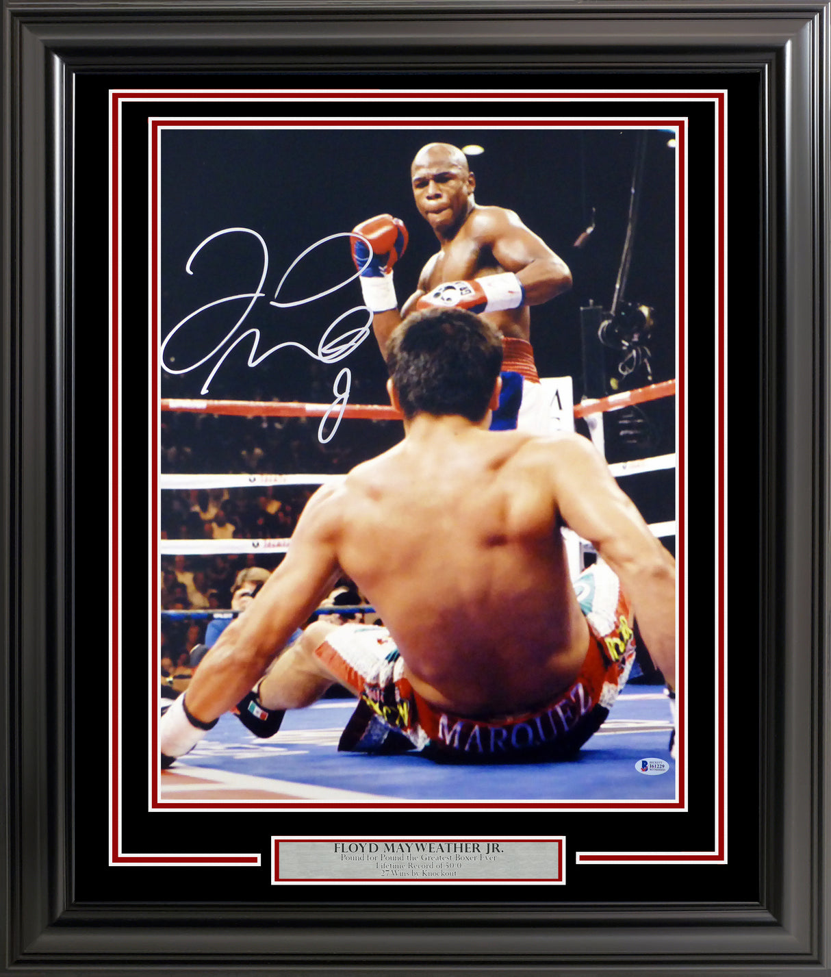Floyd Mayweather Jr. Autographed Framed 16x20 Photo Beckett BAS Stock #200337