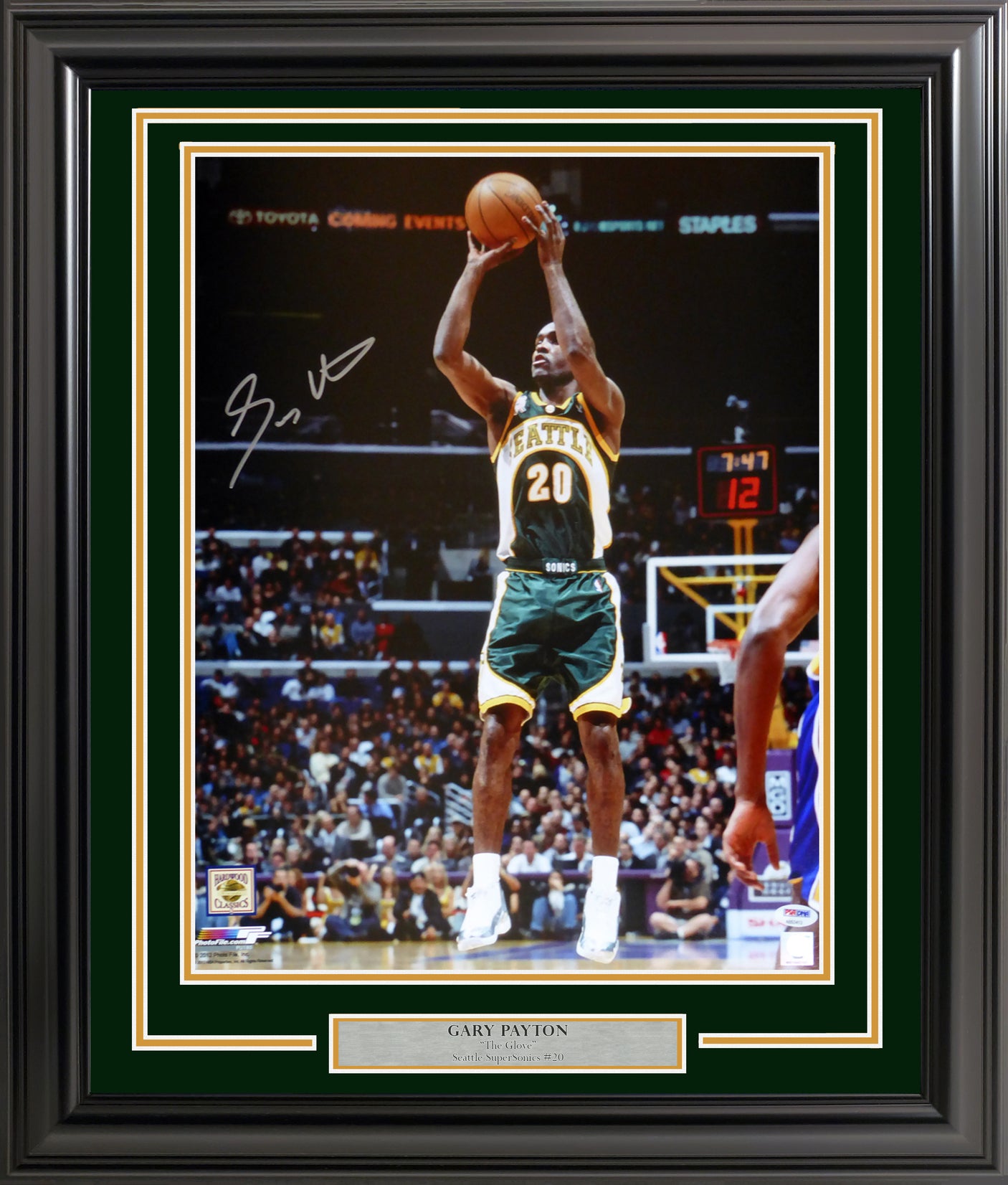 Gary Payton Autographed Framed 16x20 Photo Seattle Supersonics PSA/DNA Stock #200338