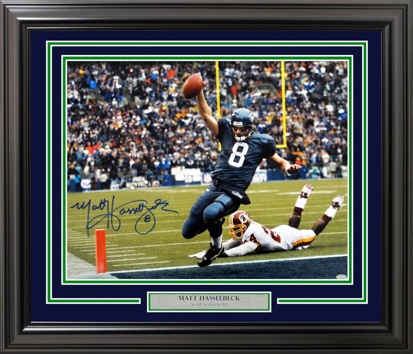 Matt Hasselbeck Autographed Framed 16x20 Photo Seattle Seahawks MCS Holo Stock #200362