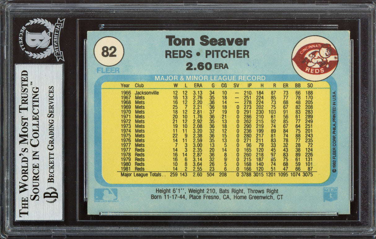 Tom Seaver Autographed 1982 Fleer Card #82 Cincinnati Reds Beckett BAS #12486494