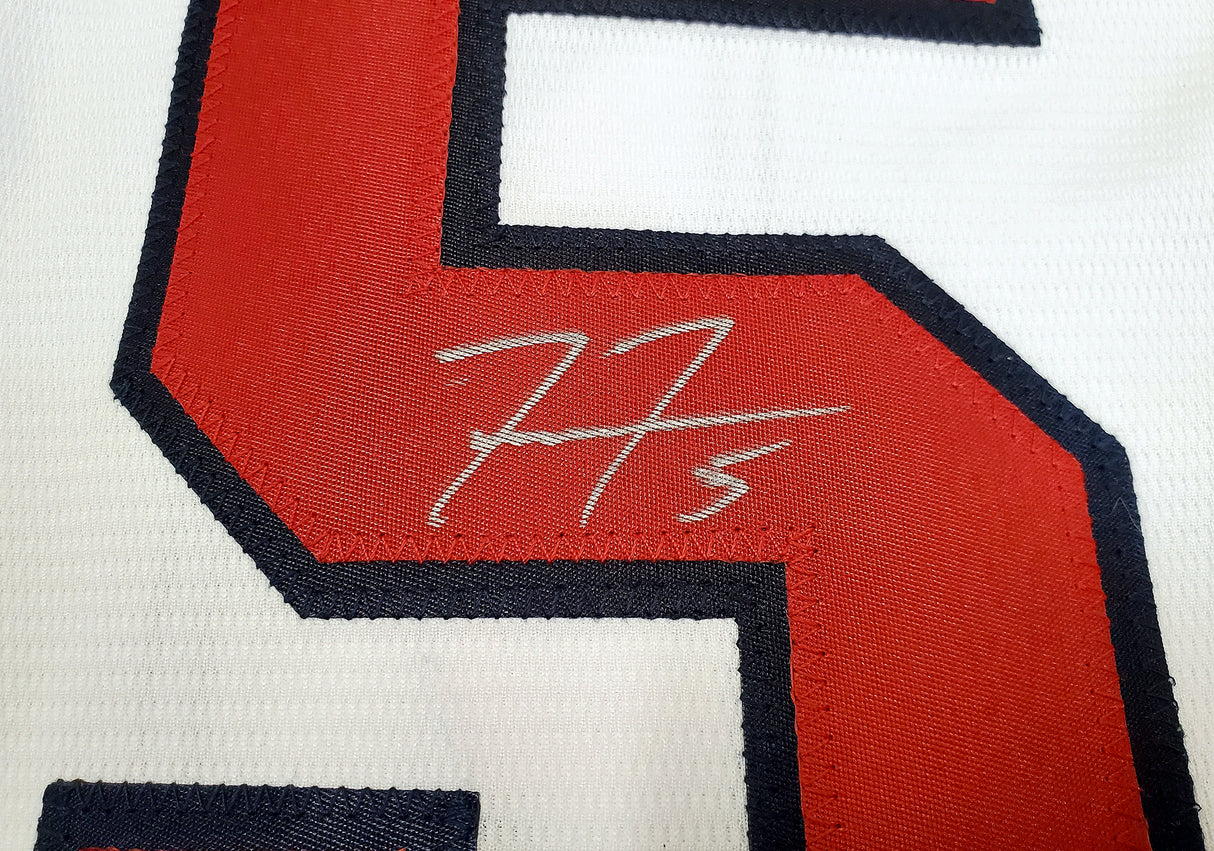 Atlanta Braves Freddie Freeman Autographed White Nike Jersey World Series Patch Size L Beckett BAS QR Stock #200885