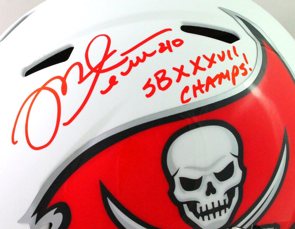 Mike Alstott Autographed Buccaneers Flat White Speed Helmet SBC- Beckett W *Red