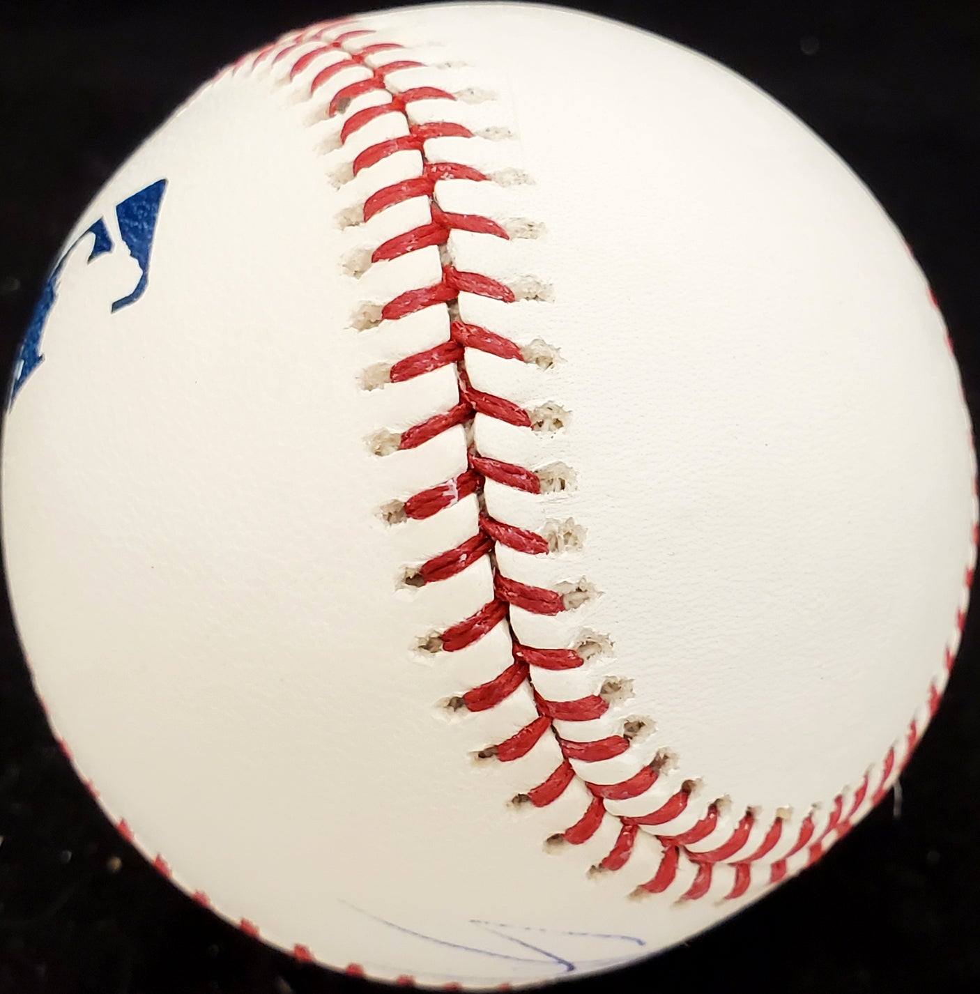 Sammy Sosa Autographed Official MLB Baseball Chicago Cubs "609 HRs" Beckett BAS #N64381