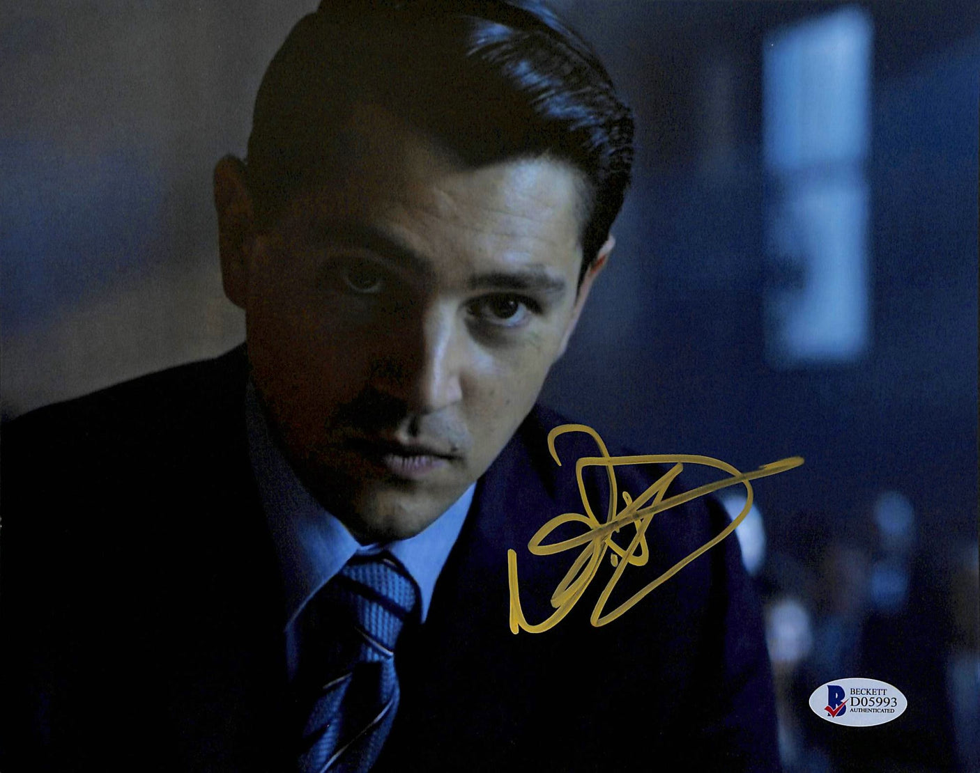 Nicholas D'Agosto Gotham Authentic Signed 8x10 Photo Autographed BAS #D05993