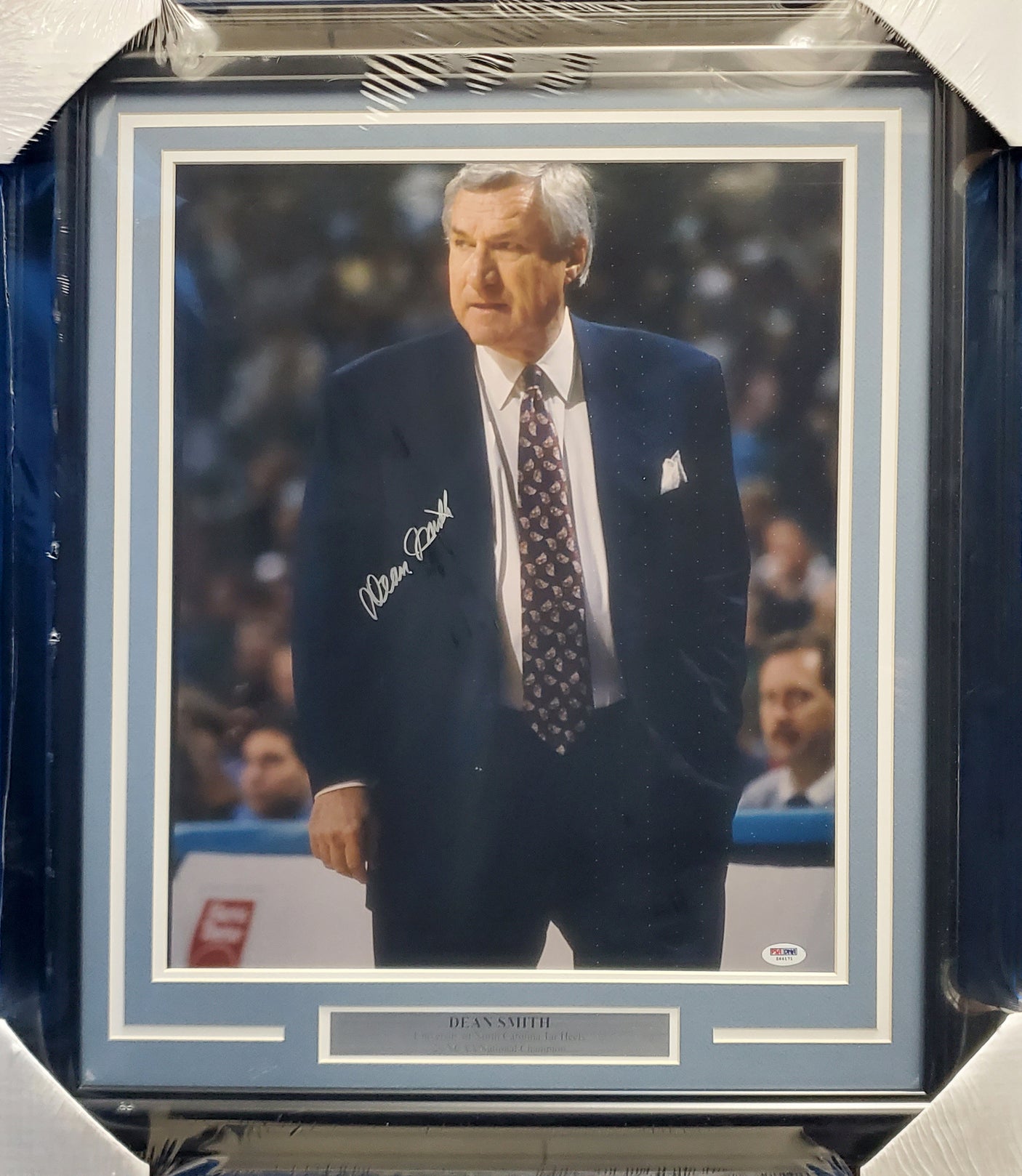 Dean Smith Autographed Framed 16x20 Photo UNC Tar Heels PSA/DNA #Z64171