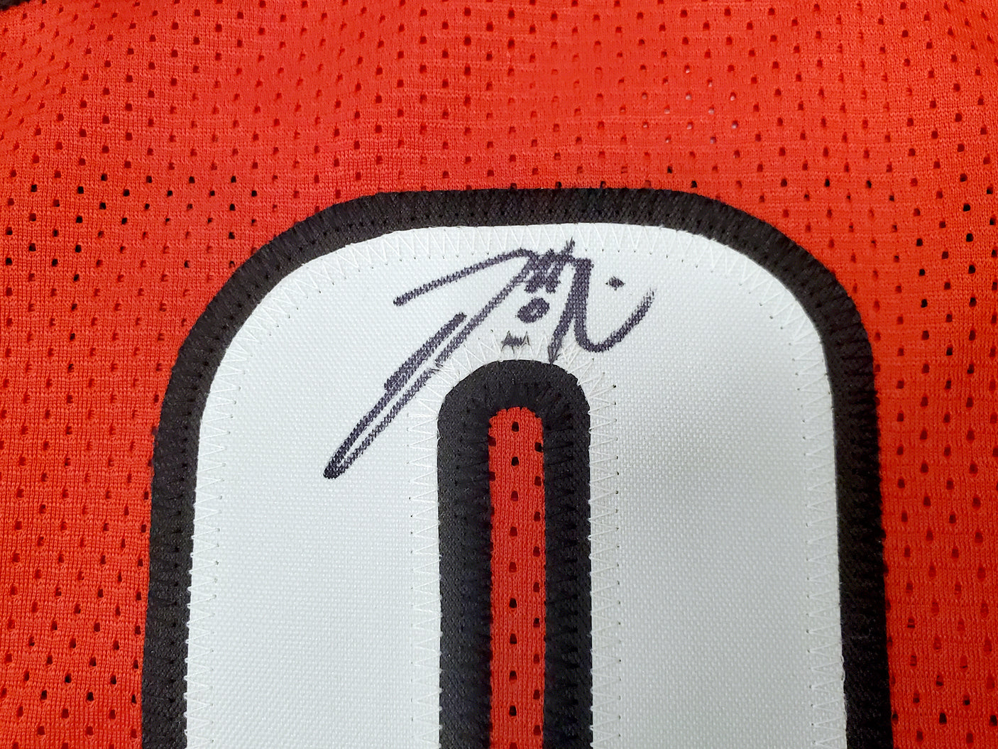 Portland Trail Blazers Damian Lillard Autographed Red Jersey Beckett BAS Stock #195943