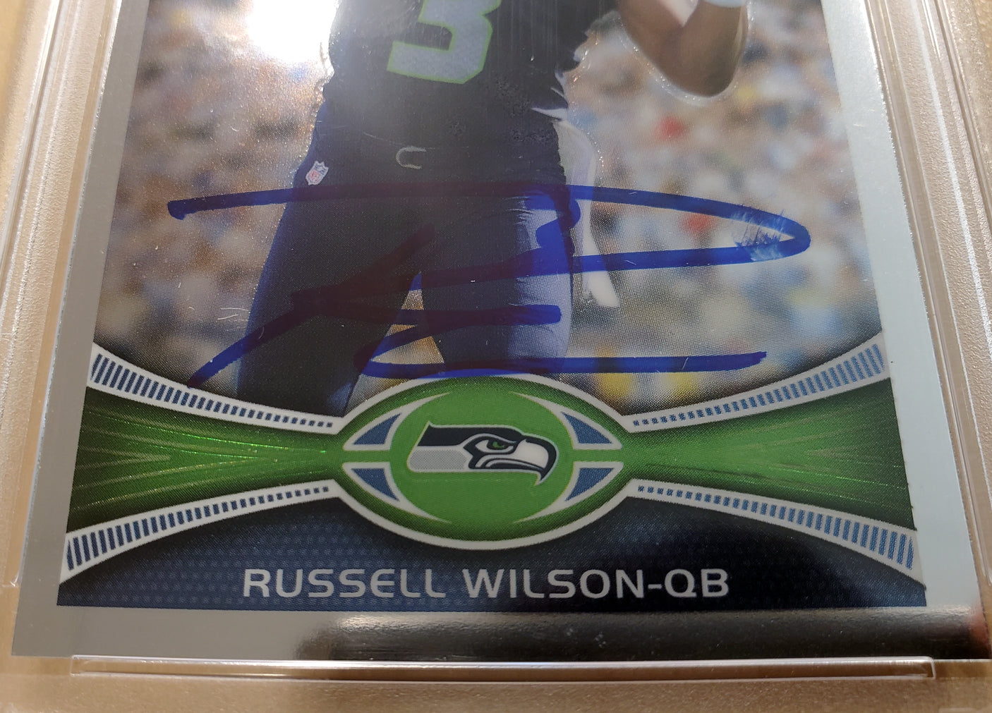 Russell Wilson Autographed 2012 Topps Chrome Rookie Card #40 Seattle Seahawks Card Grade Mint 9 (Smear) PSA/DNA #50466458