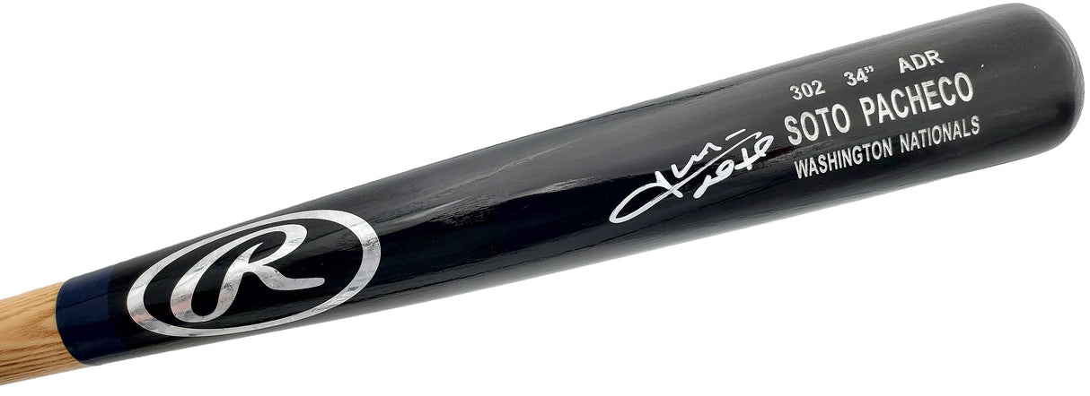 Juan Soto Autographed Black Rawlings Game Model Bat New York Mets Signed In White Beckett BAS QR Stock #196956