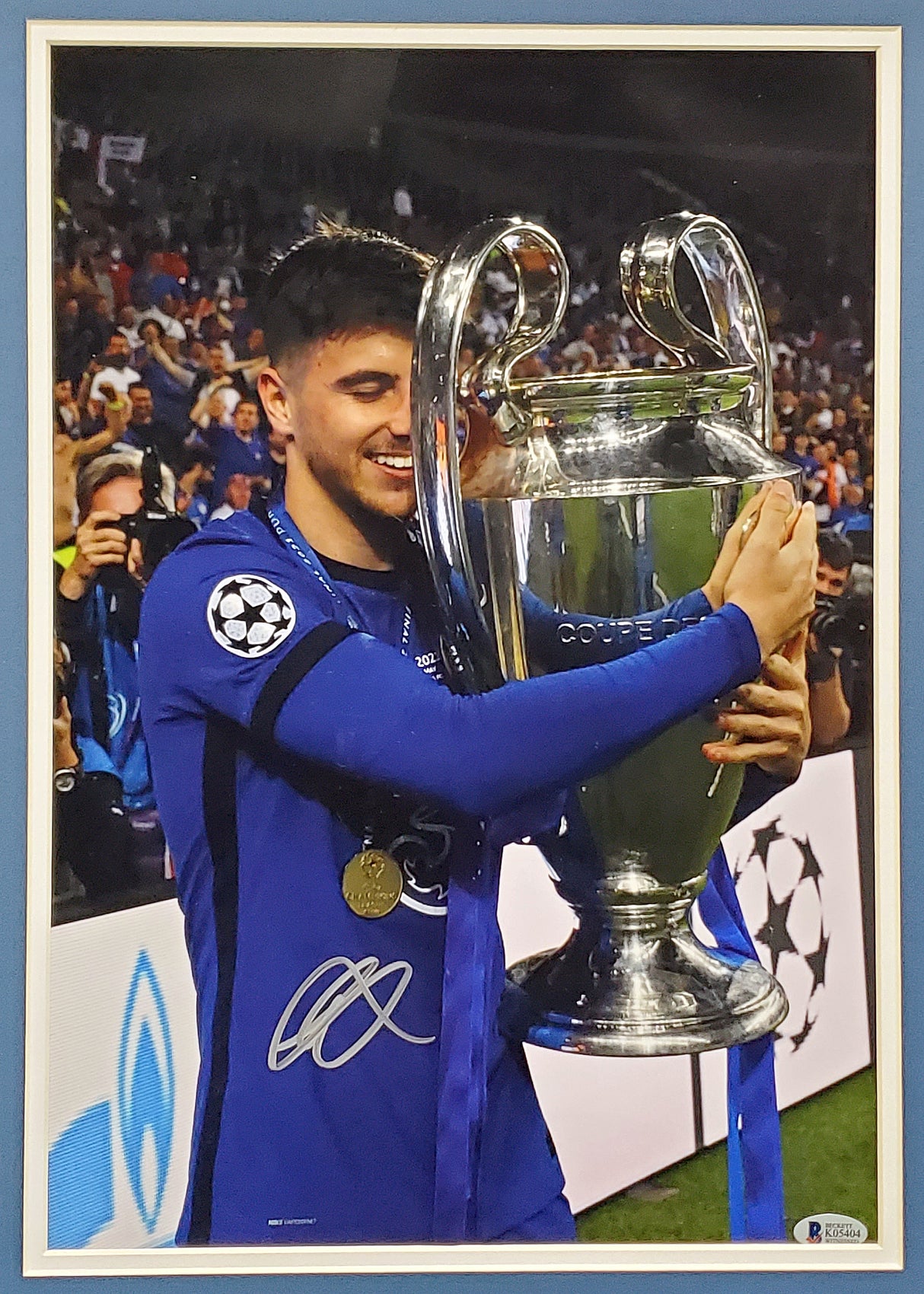 Mason Mount Autographed Framed 11x14 Photo Chelsea F.C. Beckett BAS Stock #197148