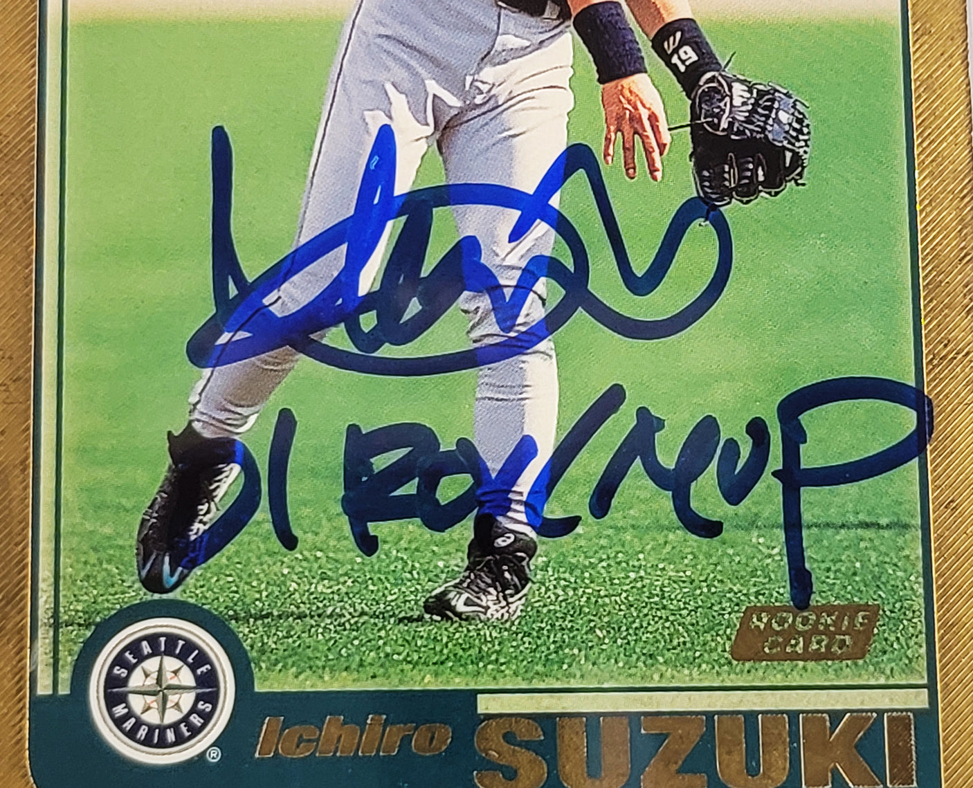 Ichiro Suzuki Autographed 2001 Topps Gold Rookie Card #726 Seattle Mariners PSA 8 Auto Grade Mint 9 "01 ROY MVP" PSA/DNA #63680061