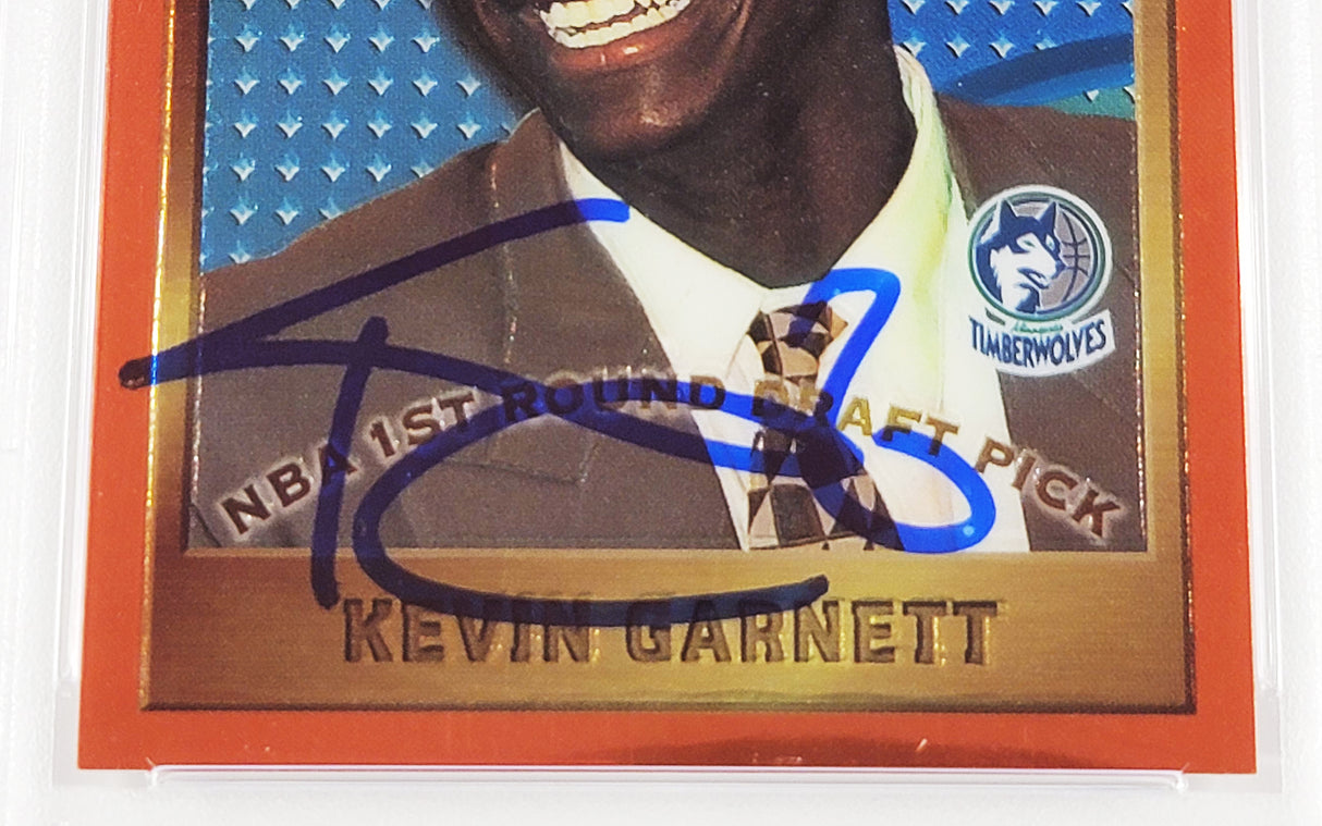 Kevin Garnett Autographed 1995 Topps Finest Rookie Card #115 Minnesota Timberwolves PSA 8 Auto Grade Gem Mint 10 PSA/DNA Stock #211157