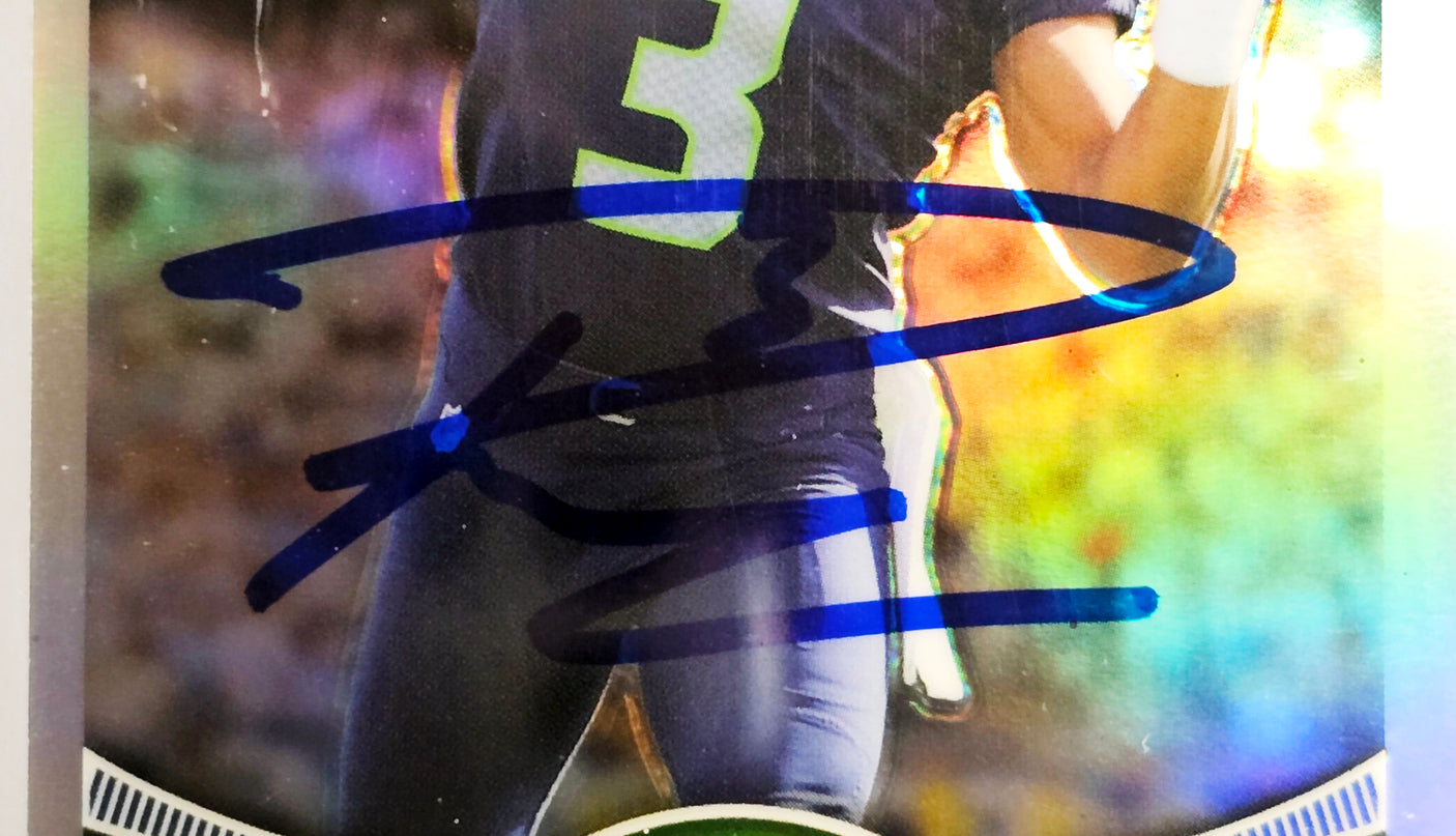 Russell Wilson Autographed 2012 Topps Chrome Refractor Rookie Card #40 Seattle Seahawks BGS 9 Auto Grade Gem Mint 10 Beckett BAS #15530062