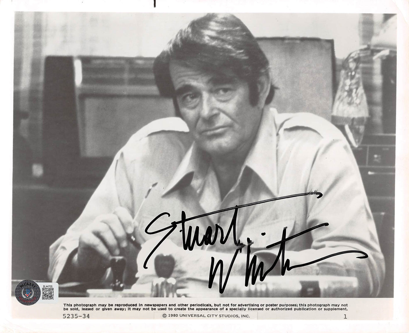Stuart Whitman Night of the Lepus Authentic Signed 8x10 Photo BAS #BL44705