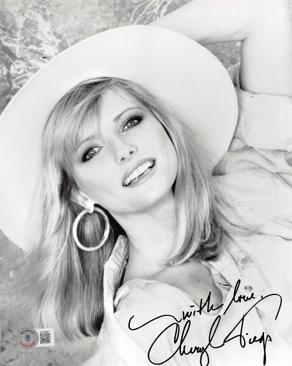 Cheryl Tiegs Sports Illustrated Swimsuit Model Signed 8x10 Photo BAS #BL44667