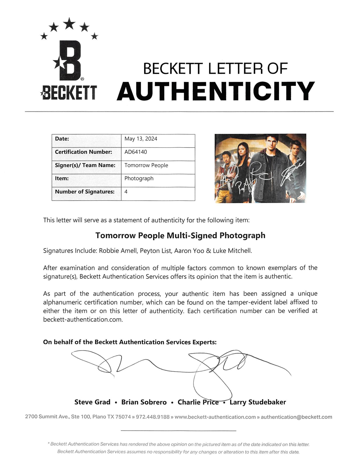 Tomorrow People (3) Amell, List, Yoo & Mitchell Signed 11x14 Photo BAS #AD64140