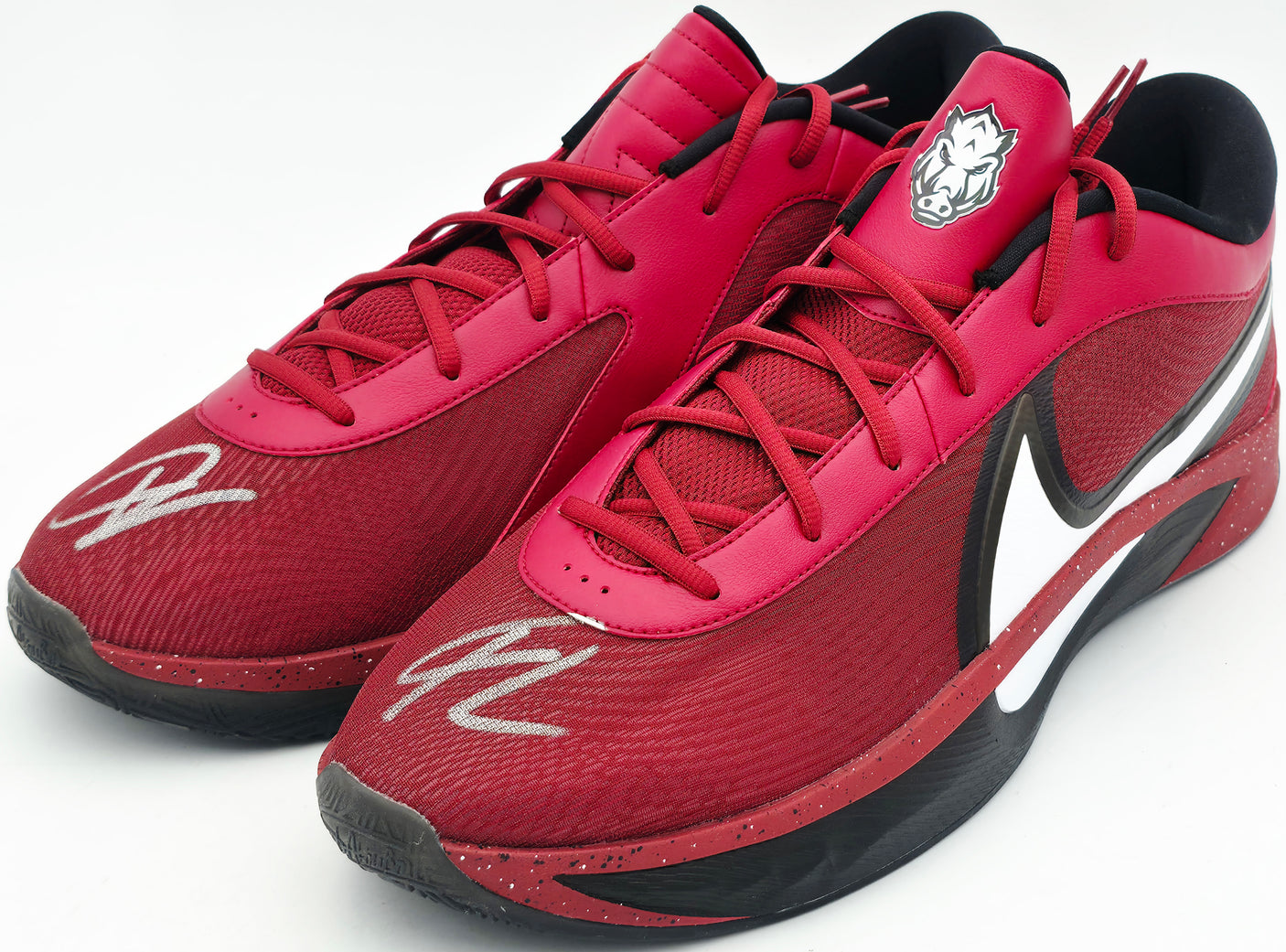 Giannis Antetokounmpo Autographed 2024 Player Exclusive (PE) Promo UNIVERSITY OF ARKANSAS TEAM CRMSN/WHT-BLK Nike Zoom Freak 6 NCAA P Shoes Size 17 (No Box) Beckett BAS Witness #3W396389 & #3W396390
