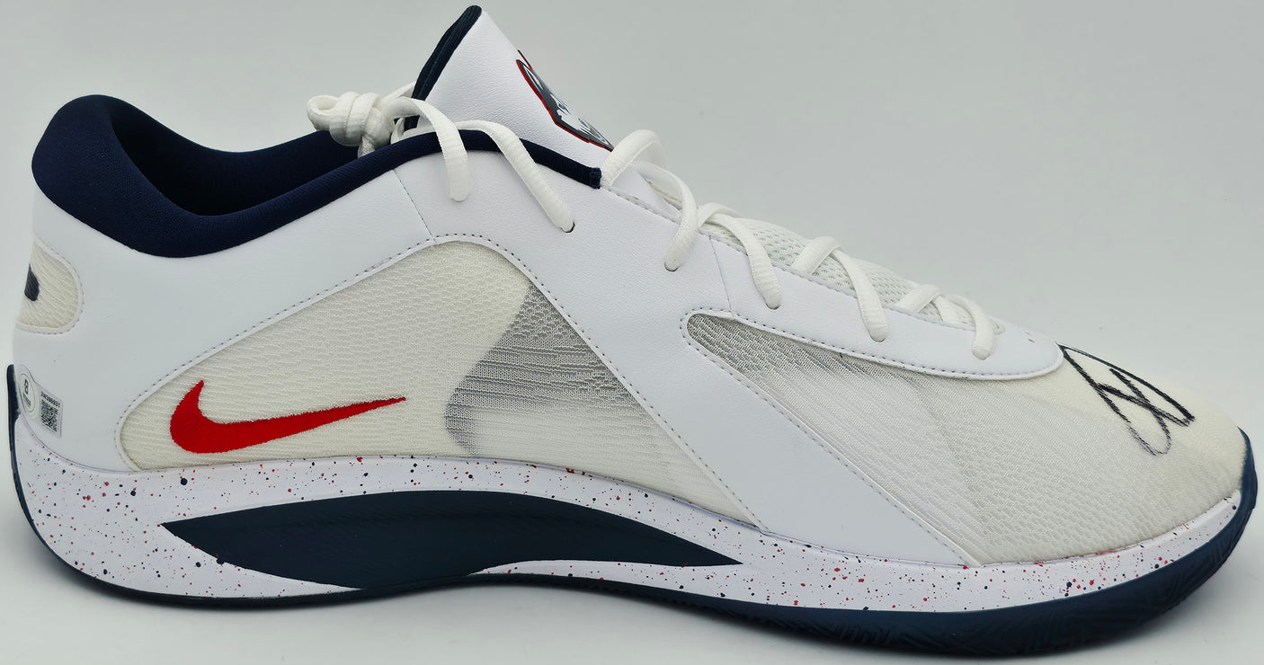 Giannis Antetokounmpo Autographed 2024 Player Exclusive (PE) Promo UCONN WHT/UNI RED-COL NVY Nike Zoom Freak 6 NCAA P Shoes Size 17 (No Box) Beckett BAS Witness #3W396931 & #3W396932