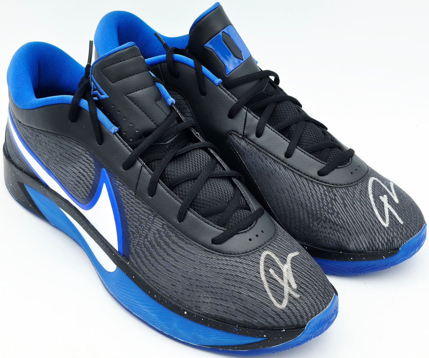 Giannis Antetokounmpo Autographed 2024 Player Exclusive (PE) Promo DUKE BLUE DEVILS BLK/WHT-GAME ROYAL/BLK Nike Zoom Freak 6 NCAA P Shoes Size 17 (No Box) Beckett BAS Witness #3W396446 & #3W396447