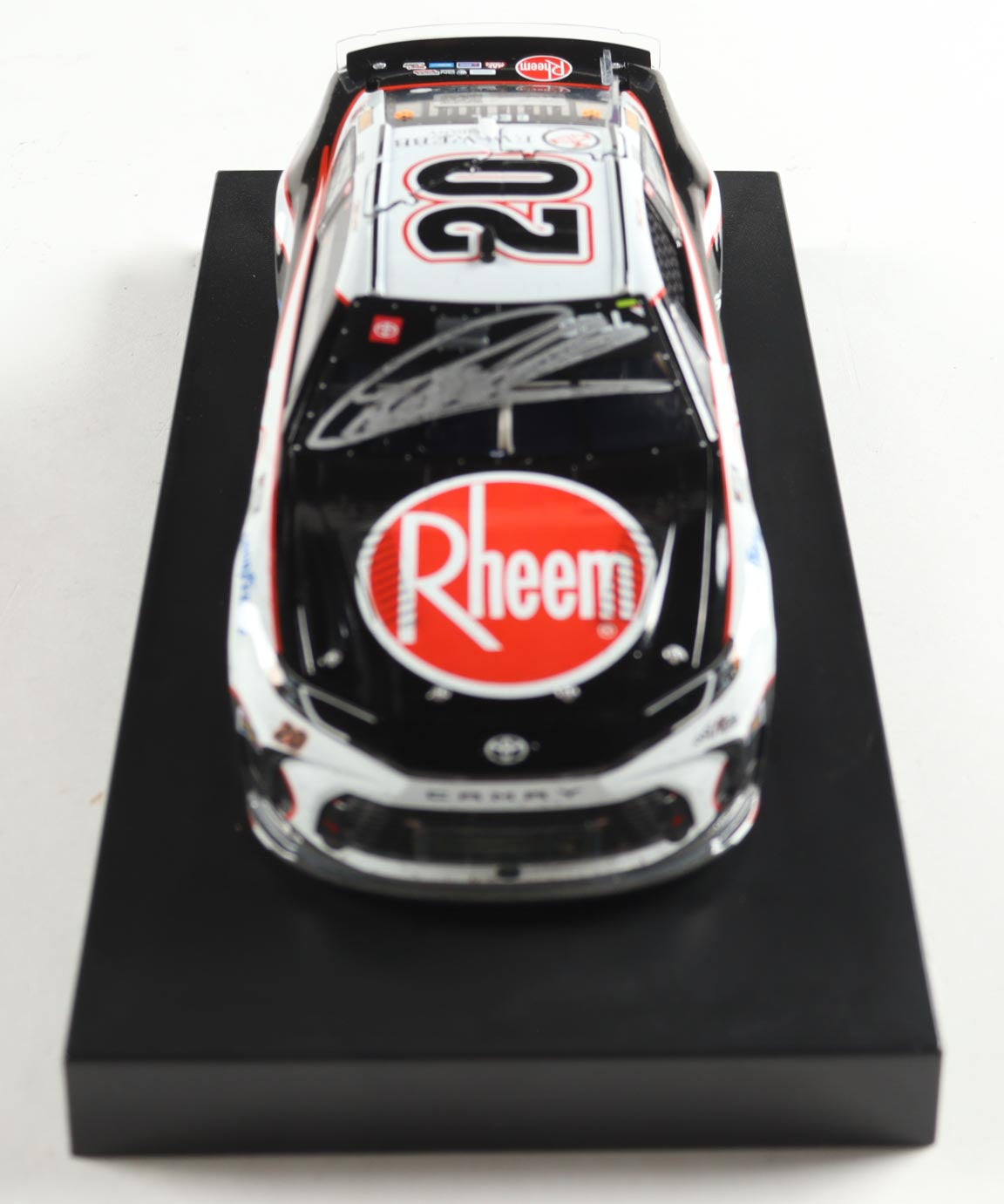 Exclusive | Christopher Bell Signed 2024 New Hampshire Win 1:24 Diecast | Raced Version