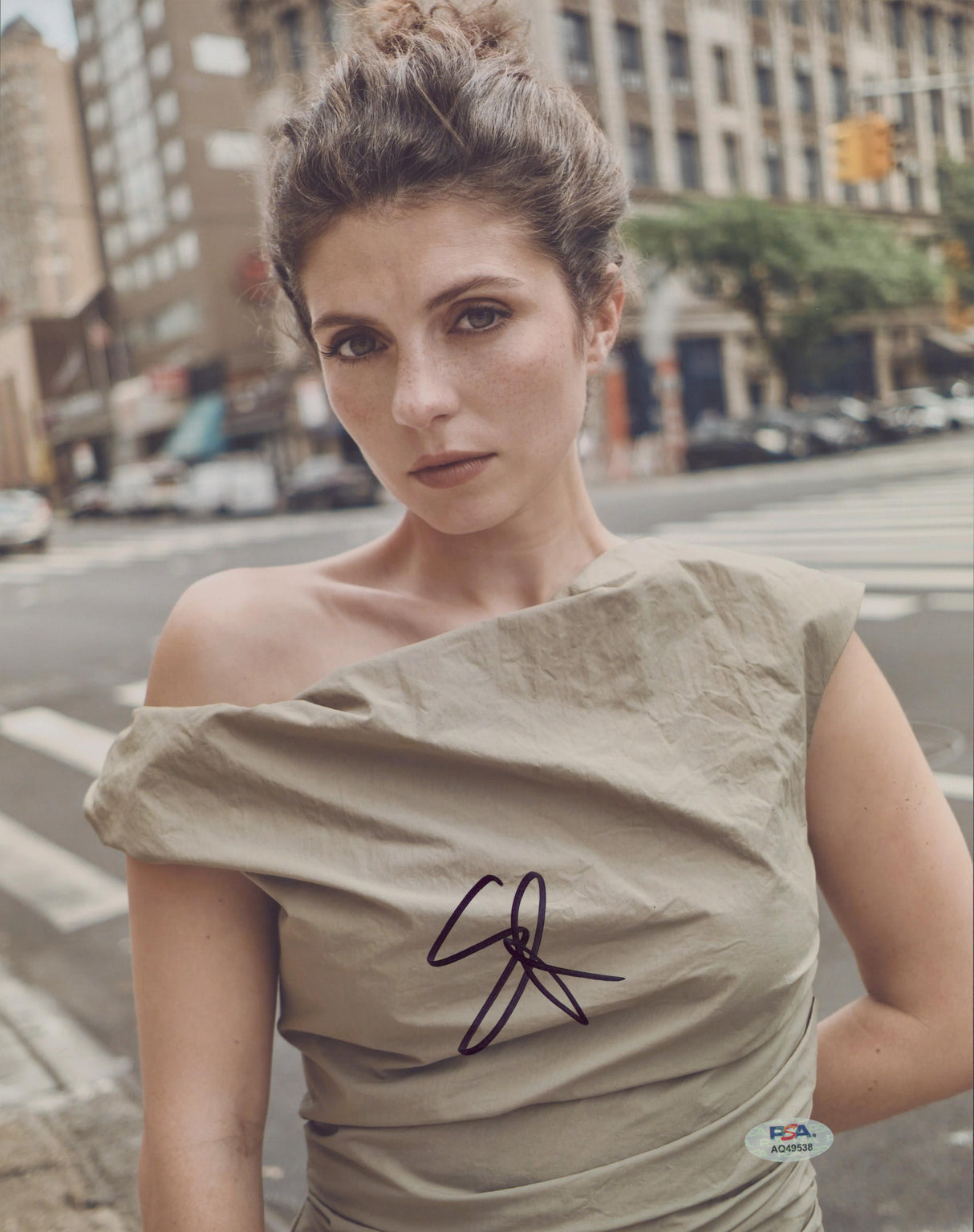 Emily Bader My Lady Jane Authentic Signed 11x14 Vertical Photo PSA/DNA #AQ49538