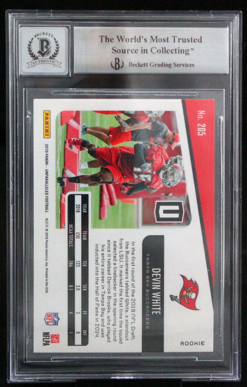 2019 Panini Unparalleled #205 Devin White Buccaneers BGS Autograph 10