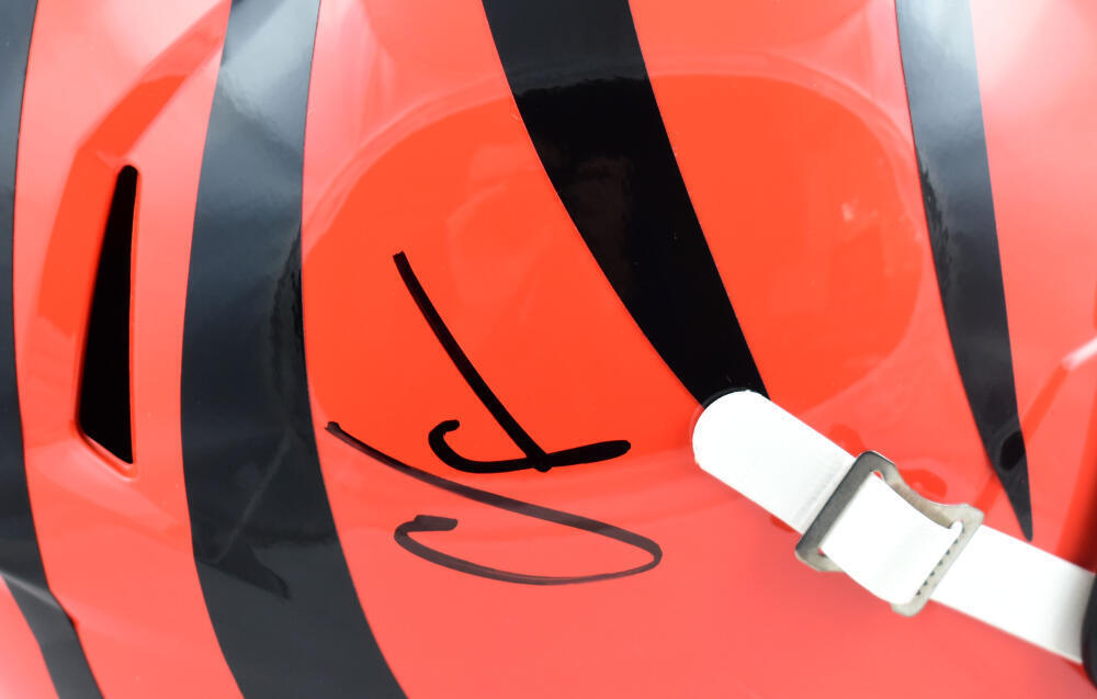 Chad Johnson Autographed Cincinnati Bengals F/S Speed Helmet-Beckett W Hologram
