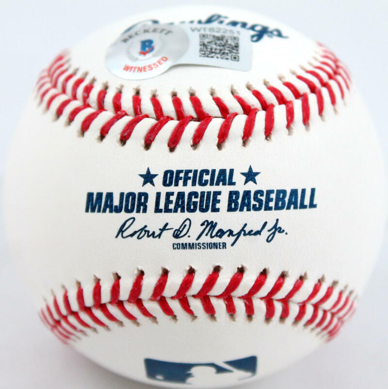 Eric Gagne Autographed Rawlings OML Baseball w/CY 03-Beckett W Hologram *Blue