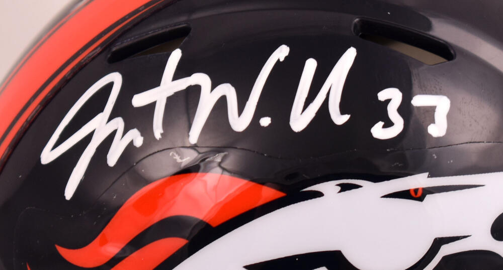 Javonte Williams Autographed Denver Broncos Speed Mini Helmet-Beckett W Hologram