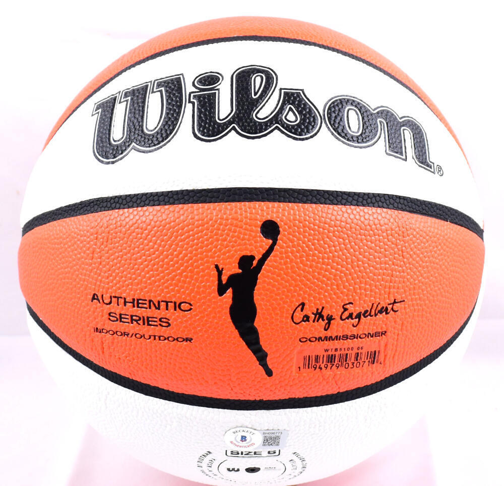 Diana Taurasi Autographed WNBA Wilson Basketball - Beckett Hologram *Black