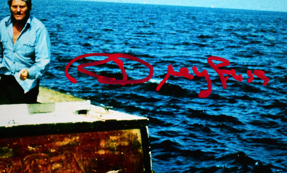 Richard Dreyfuss Autographed Jaws 11x14 Boat Photo -JSA *Red