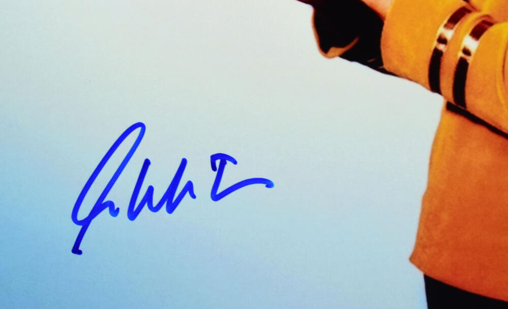 William Shatner Autographed Star Trek 16x20 w/ Space Gun Photo - Beckett W Holo