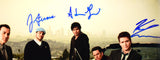 Entourage Cast Autographed Entourage 11x14 Photo- Beckett W Hologram *Blue