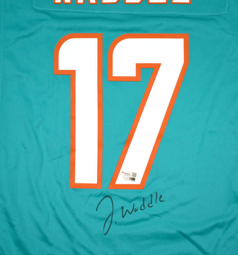 Jaylen Waddle Autographed Miami Dolphins Nike Teal Game Jersey - Fanatics *Black