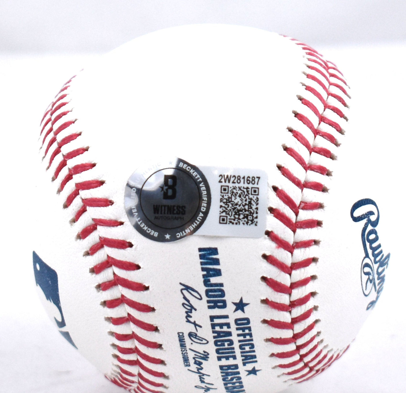 Tony La Russa Autographed Rawlings OML Baseball w/3x WS Champ - Beckett W Holo