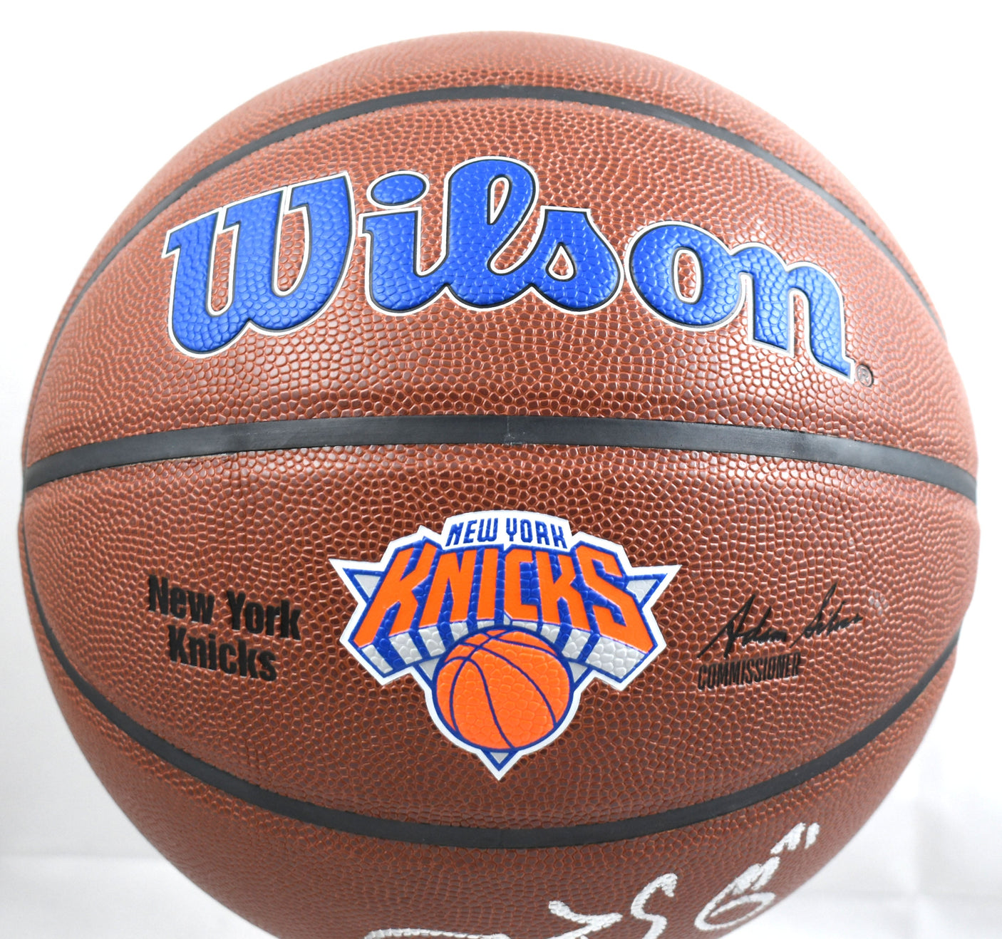 Patrick Ewing Signed New York Knicks NBA Logo Wilson Basketball - Beckett W Holo