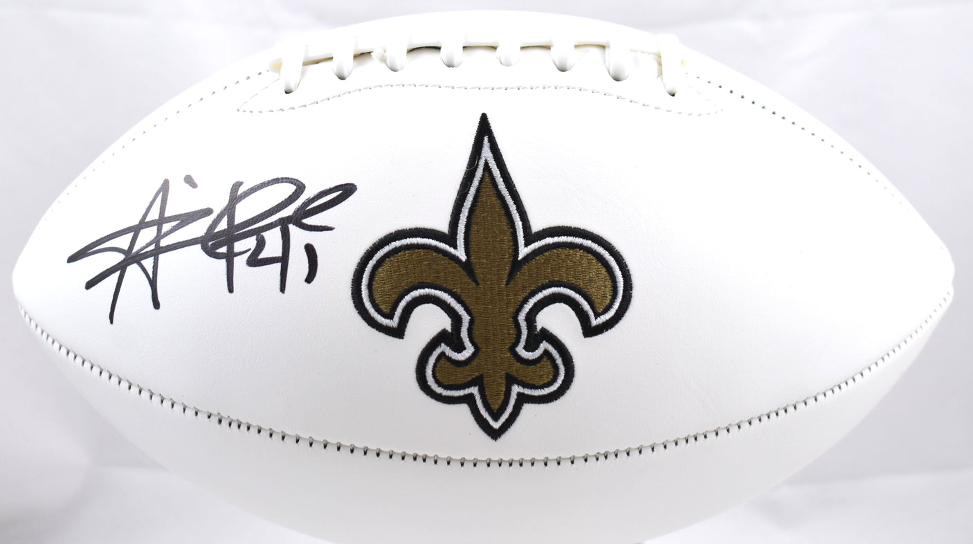 Alvin Kamara Autographed New Orleans Saints Logo Football - Beckett W Hologram
