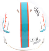 Jonnu Smith Autographed Miami Dolphins Speed Mini Helmet - Beckett W Hologram
