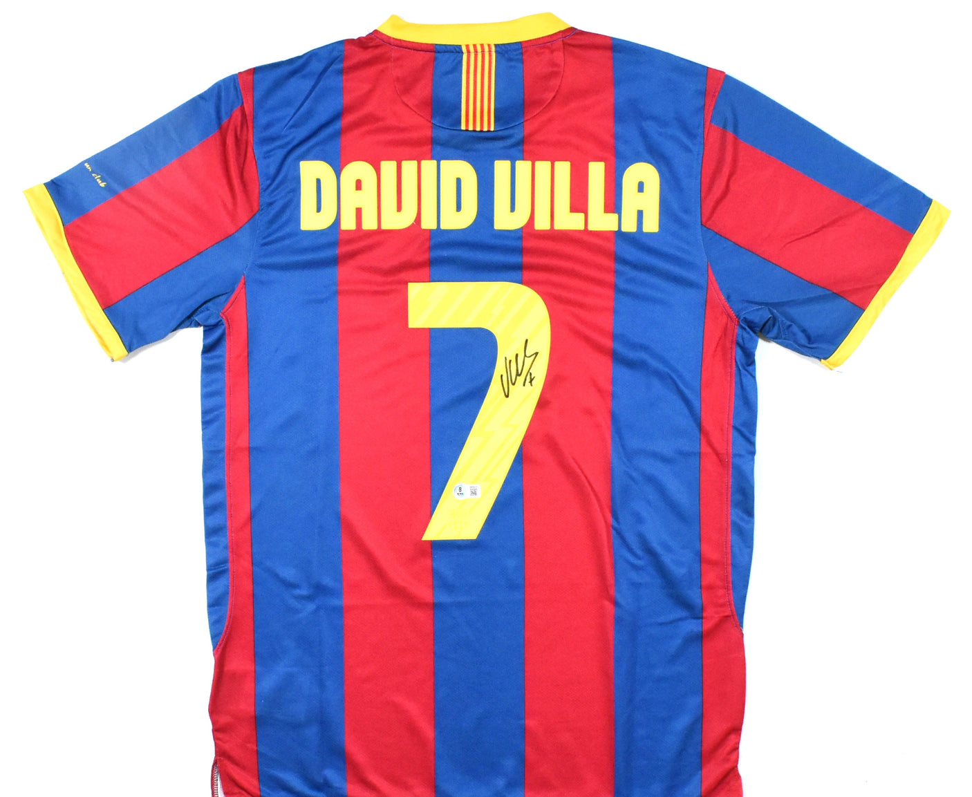 David Villa Signed FC Barcelona Home Soccer Jersey #7 Beckett Witnessed Hologram