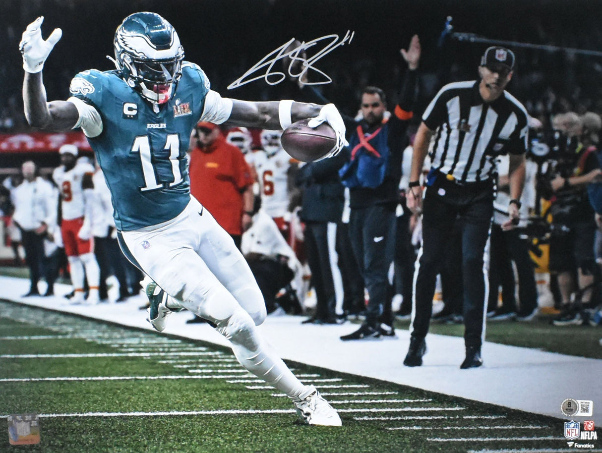 AJ Brown Autographed Philadelphia Eagles 16x20 Spotlight Photo - Beckett W Holo