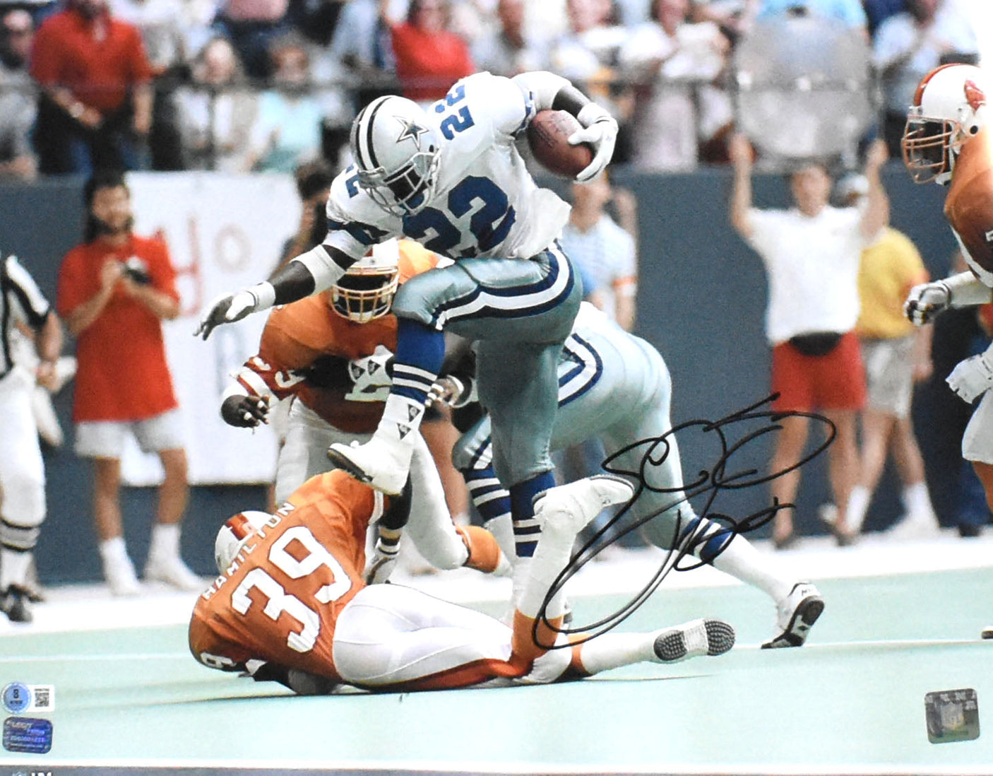 Emmitt Smith Autographed Cowboys 16x20 Stomp Photo - Beckett W Hologram *Black