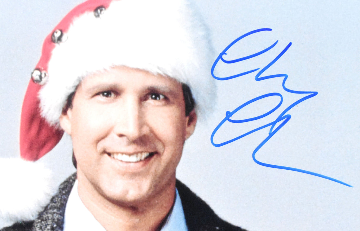 Chevy Chase Signed Christmas Vacation 16x20 Close Up Photo- Beckett W Hologram