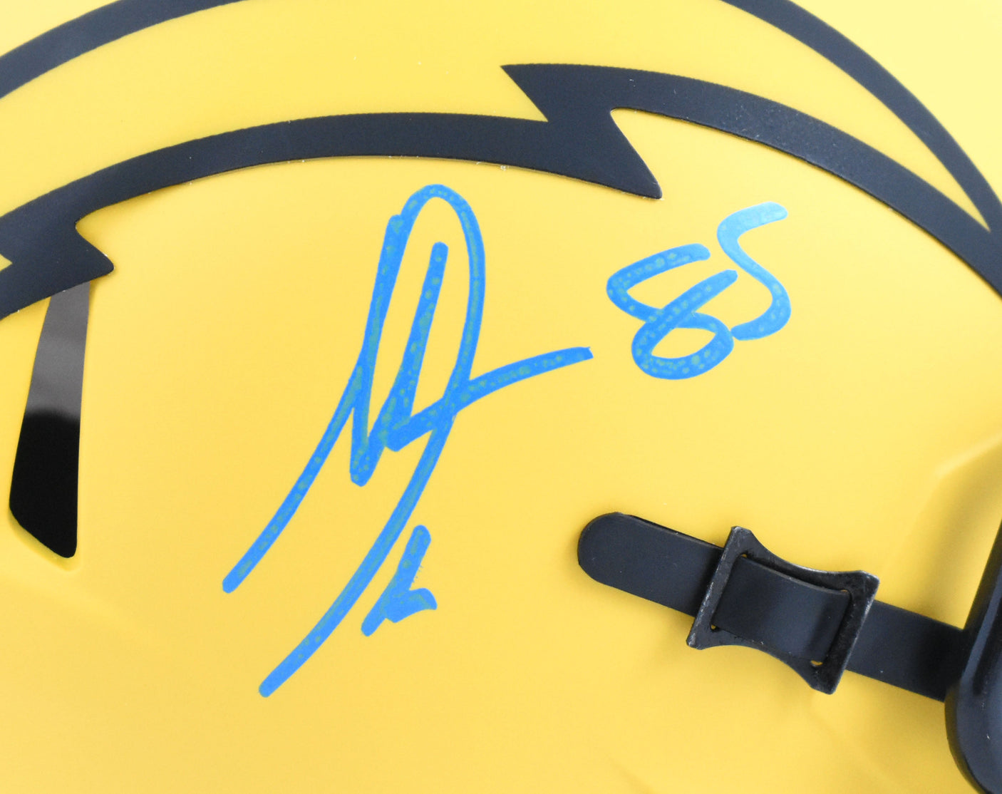Antonio Gates Autographed Chargers Rave Speed Mini Helmet - Beckett W Hologram