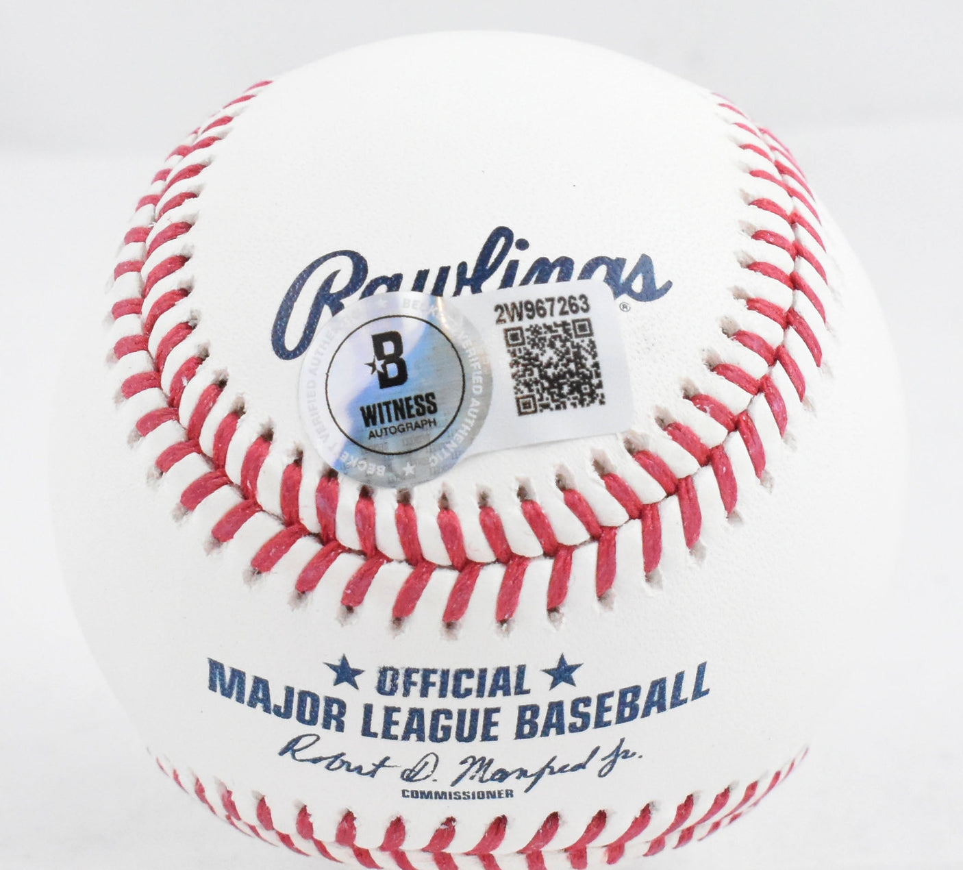 Jim Palmer Autographed Rawlings OML Baseball - Beckett W Hologram *Blue