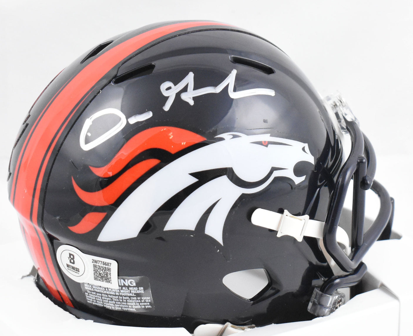 Dre Greenlaw Autographed Denver Broncos Speed Mini Helmet - Beckett W Hologram