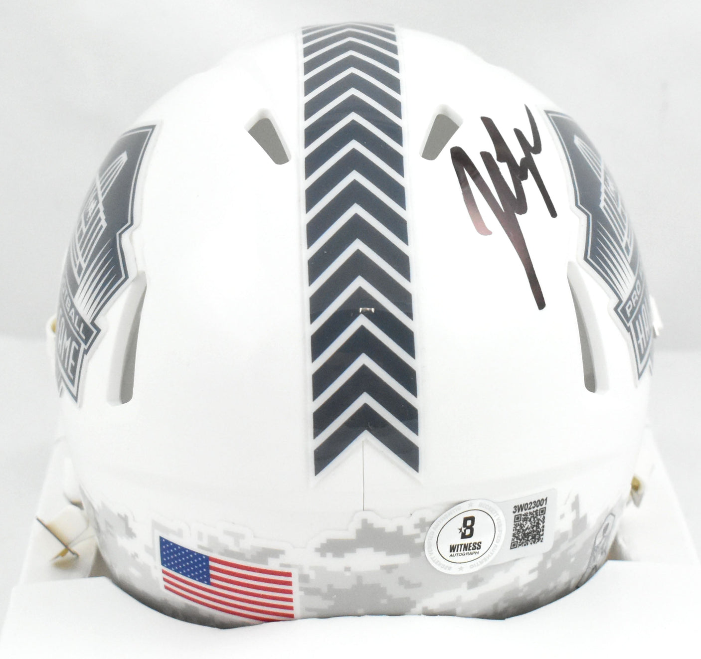 John Lynch Autographed Hall of Fame Salute Speed Mini Helmet - Beckett W Holo