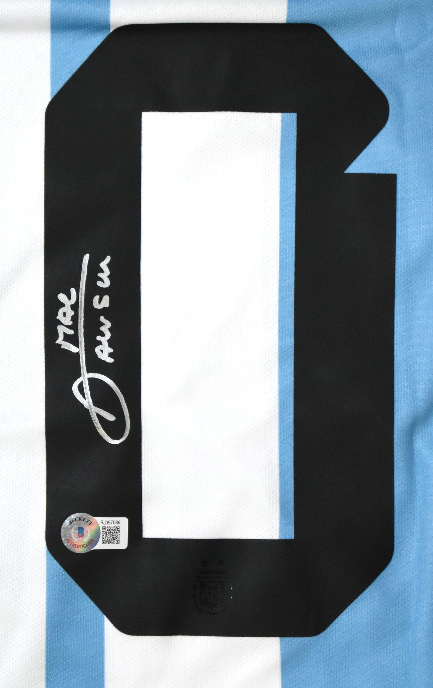 Alexis Mac Allister Autographed Argentina Home Soccer Jersey #20-Beckett Holo *M