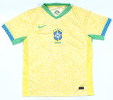Raphinha Autographed Brazil Home Soccer Jersey #11 - Beckett Hologram *L